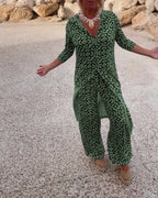 Livia - Vintage Printed Set with Lapels and Buttons