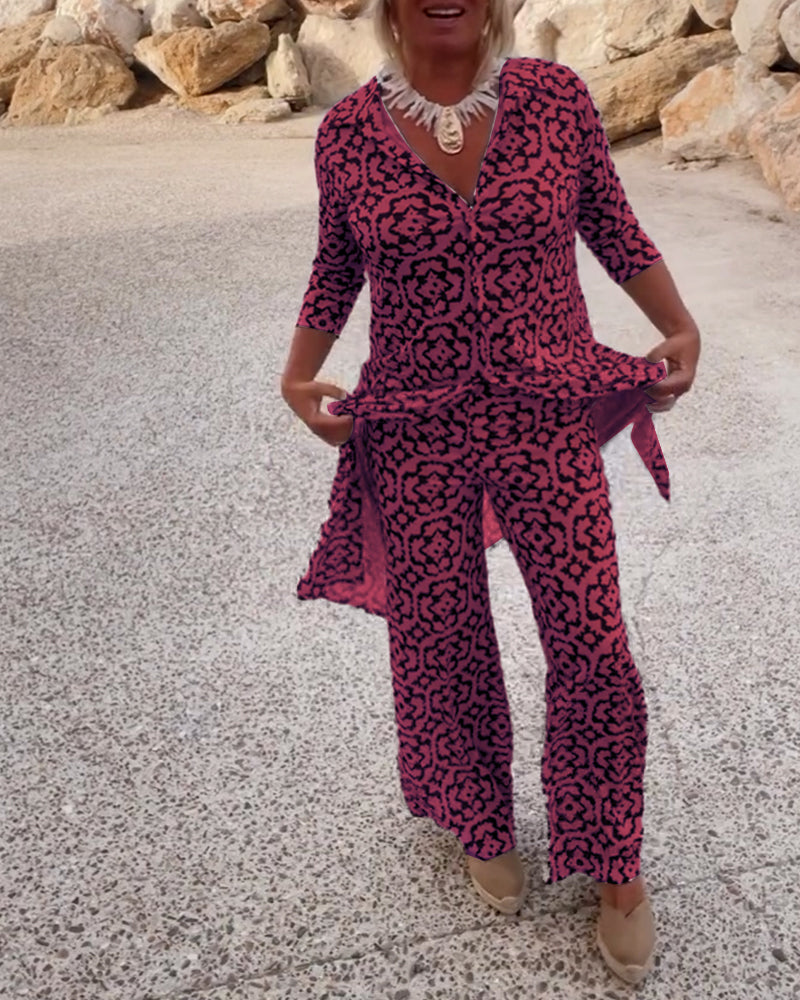 Livia - Vintage Printed Set with Lapels and Buttons