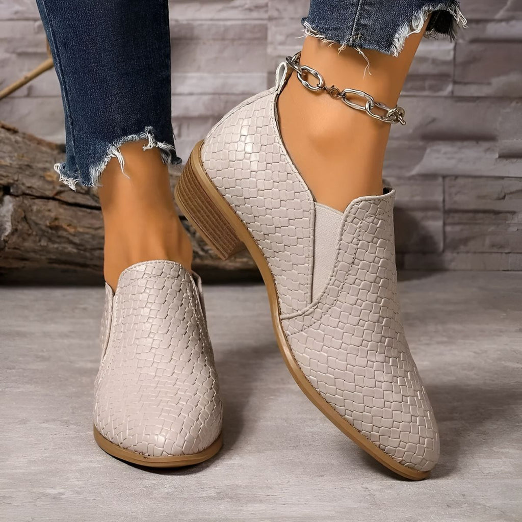 Thalienne - Elegant and Comfortable Oxford Shoes