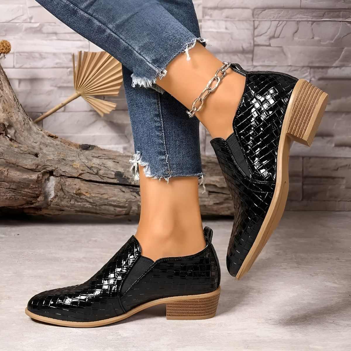 Thalienne - Elegant and Comfortable Oxford Shoes