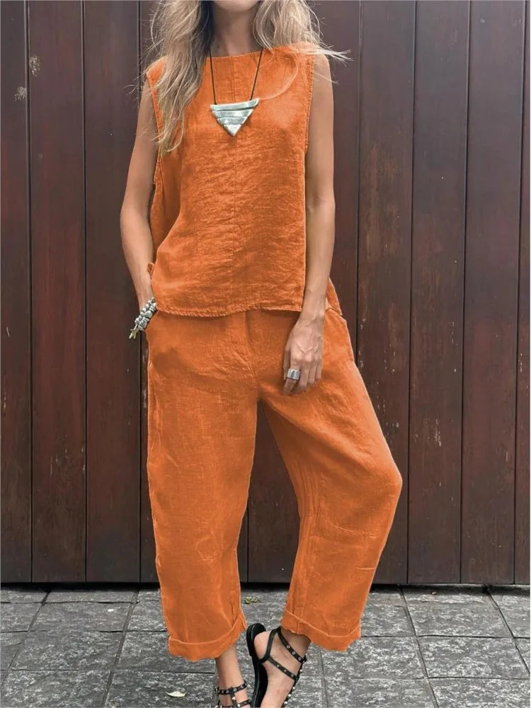 Ardelle - Chic Two Piece Set - Sleeveless Top and Elegant Pants