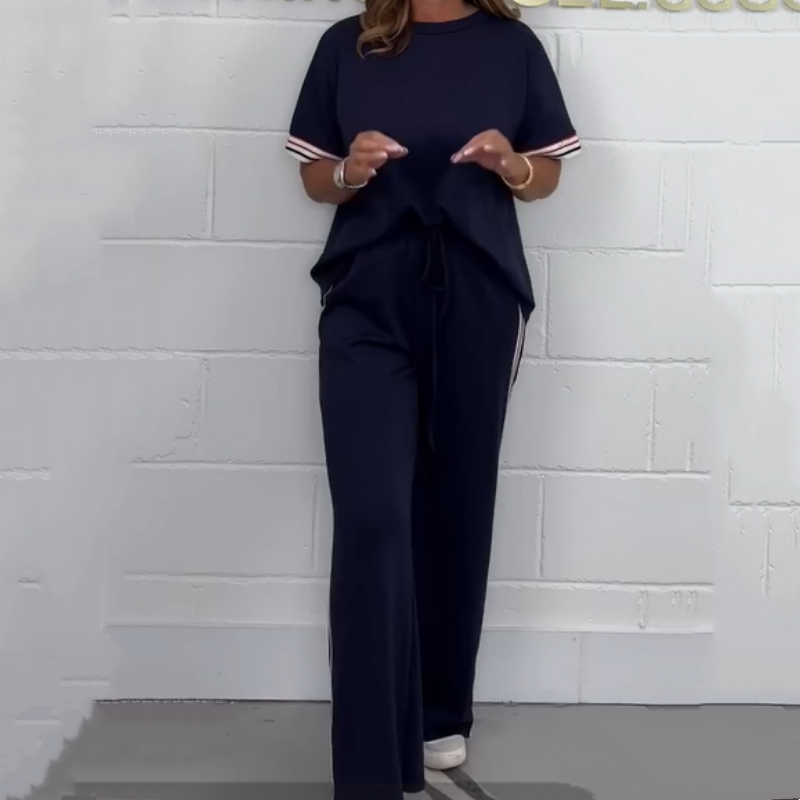 Milla - Women's Short Sleeve T-Shirt with Side Stripes and Jogging Pants