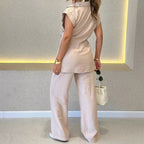 Ivette - Elegant set with sleeveless blouse and high-waisted pants