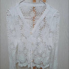 Zinnia - Women's V-Neck Long Sleeve Lace Top